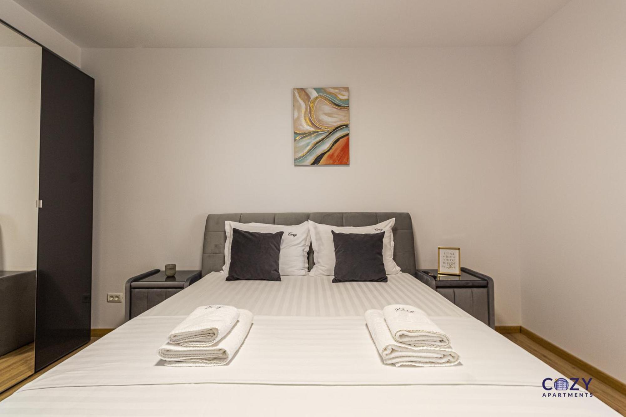 Cozy Brand New Boutique Aparthotel บราชอฟ ภายนอก รูปภาพ