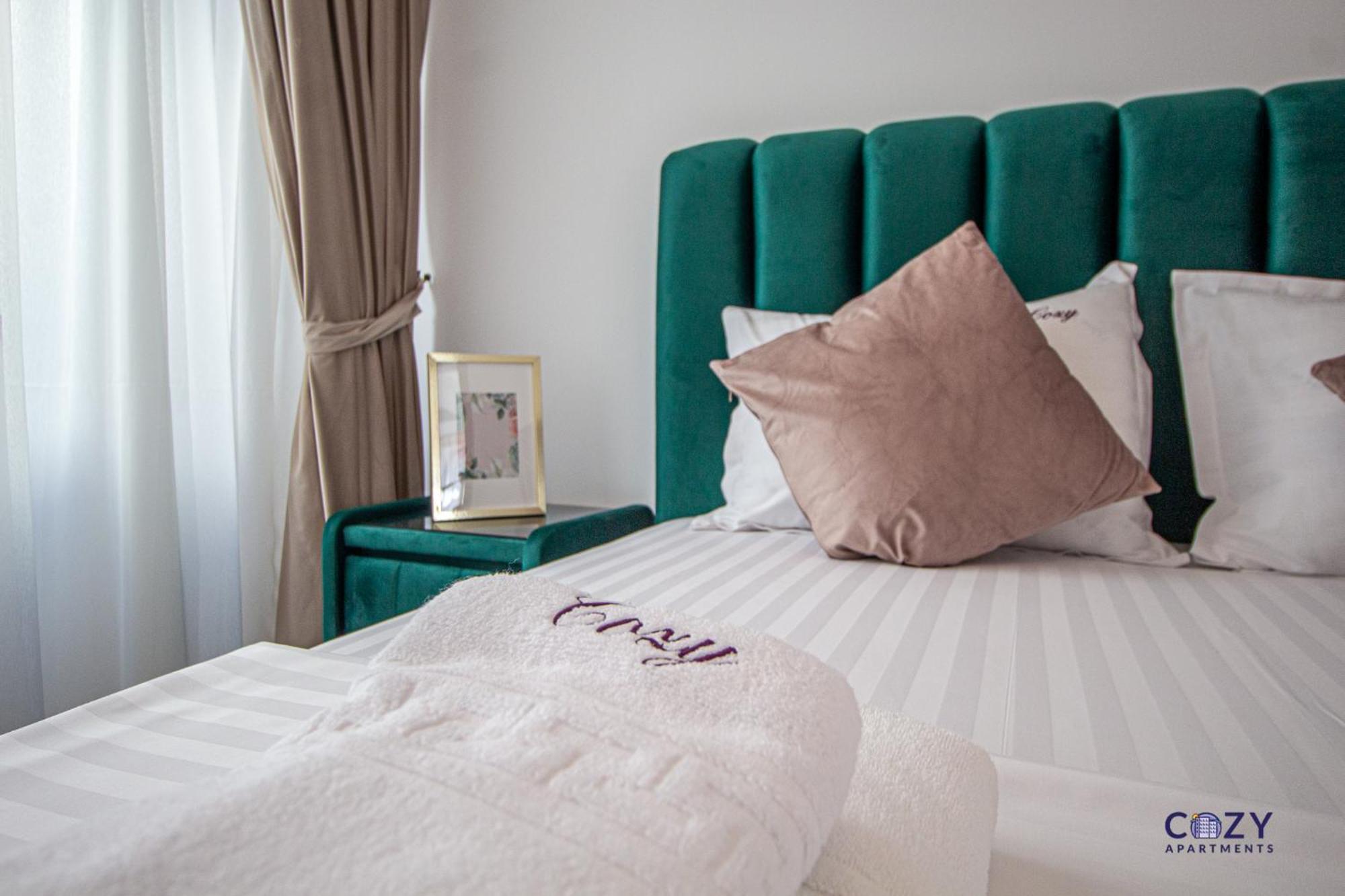 Cozy Brand New Boutique Aparthotel บราชอฟ ภายนอก รูปภาพ